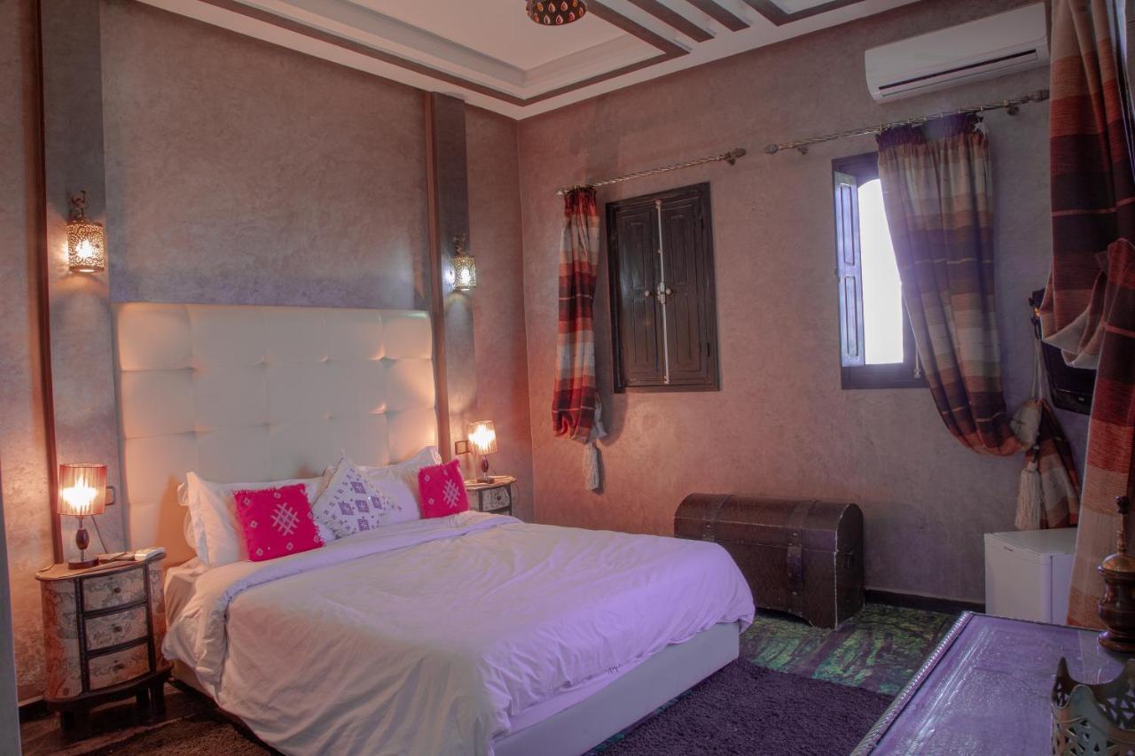 Jnanat Aicha Guesthouse Wawizelte Exterior photo