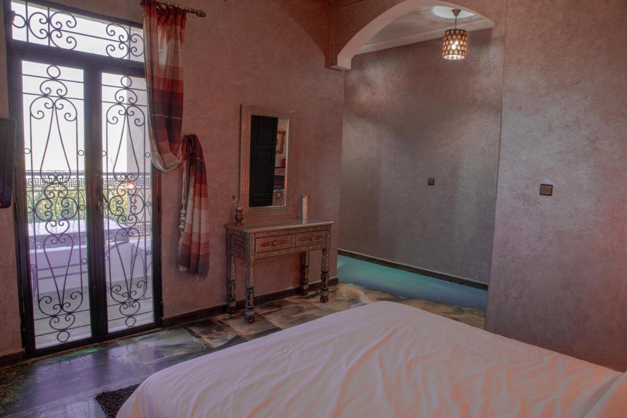 Jnanat Aicha Guesthouse Wawizelte Exterior photo
